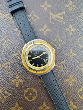 Zenith Diver 1000 MT Model First Caliber 2542PC Stainless Steel Bakelite Yellow Bezel