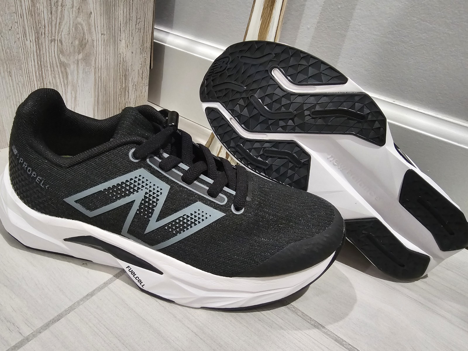 Size 4y Wide New