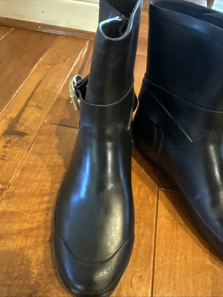 Botas estampadas de goma Burberry talla 37** Foto 2 de 4