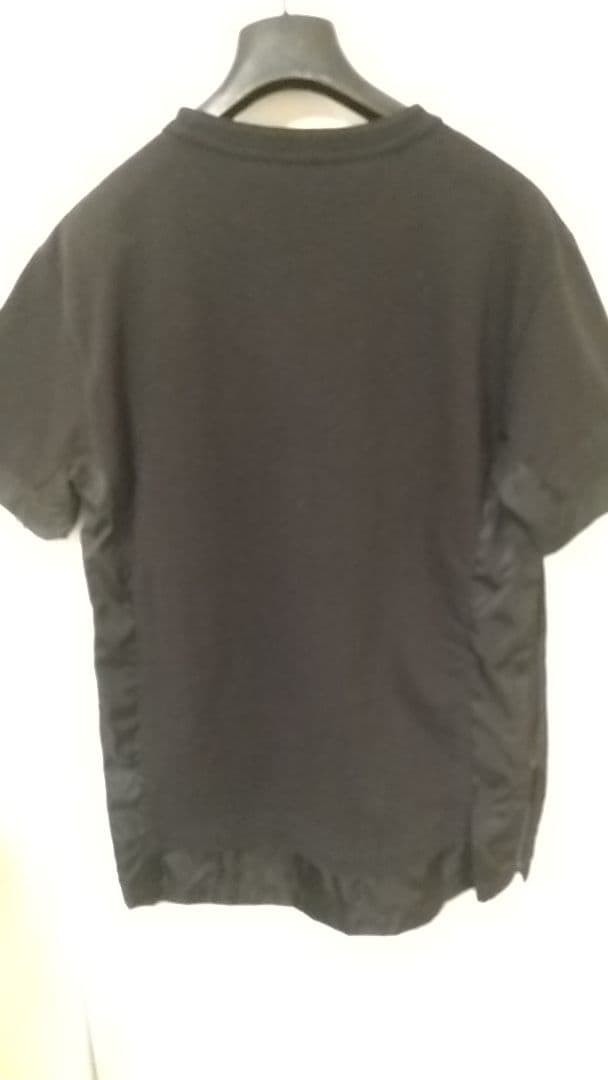 USED DIOR   SACAI COLLABORATION T-SHIRT, LOGO PATCH, ZIP POCKET