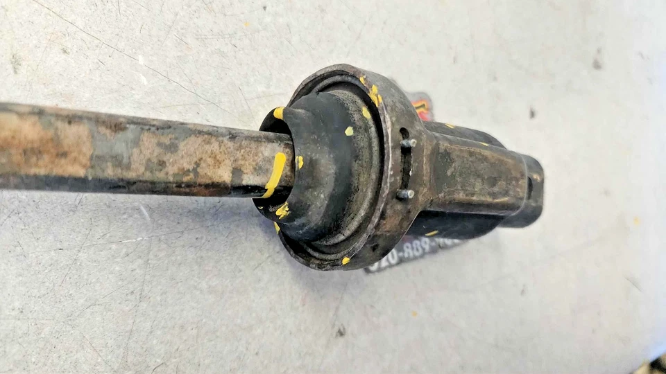 80-87 Chevy GMC 1500 80-91 2500 3500 Truck Suburban Steering Intermediate Shaft Foto 2 de 4