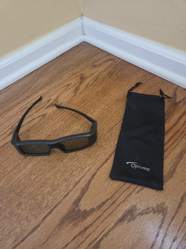 Optoma ZF2100 Active Shutter RF 3D Glasses with Storage Pouch