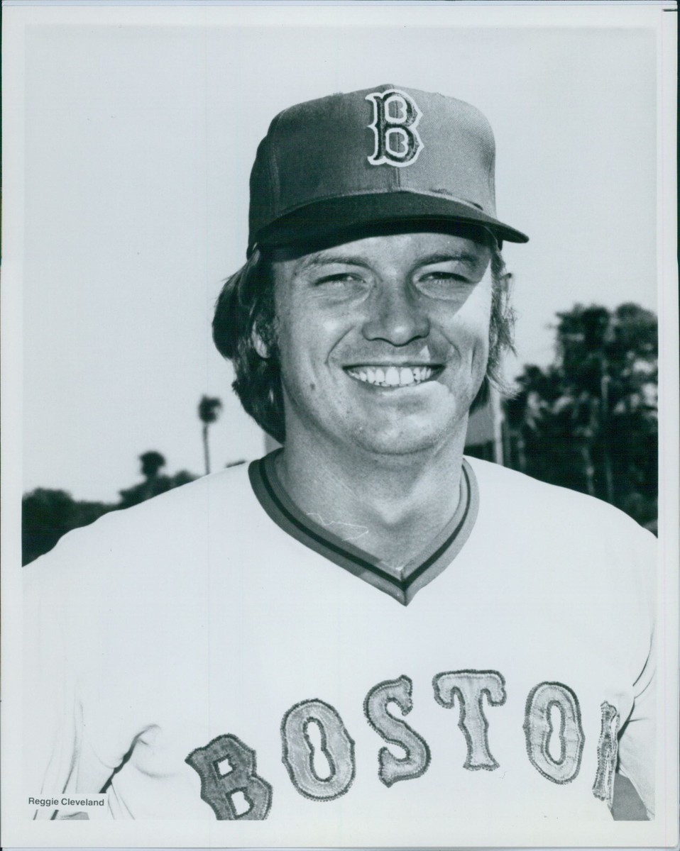 Reggie Cleveland Boston Red Sox MLB Unsigned 8x10 Glossy