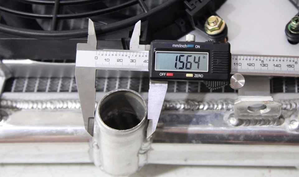 Radiador + 12" ventiladores + cubierta compatible con 93-95 Mazda RX-7 RX7 Touring / R2 / Base MANUAL Foto 4 de 4