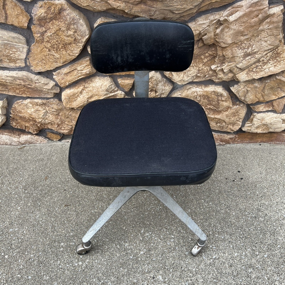 椅子 Vintage mid-century desk chair Amazon.com: Zesthouse Mid Century Home Office Chair, Armless