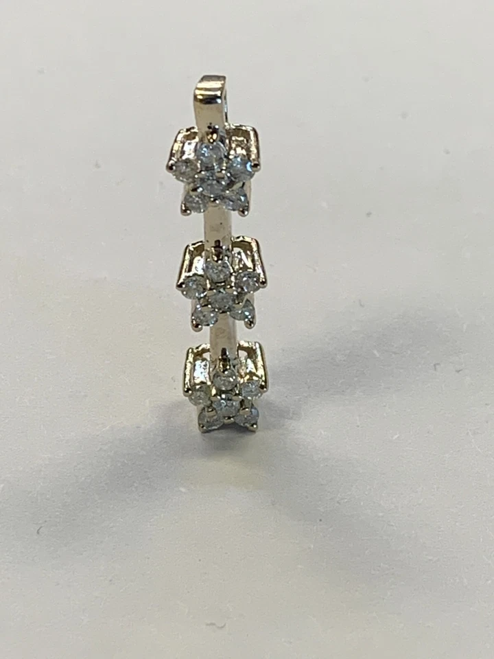  PINGENTE DE OURO BRANCO 14K COM DIAMANTE - Imagem 2 de 4