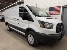 2017 Ford Transit-250 250 3dr SWB Low Roof Cargo Van w/Sliding Passenger Side