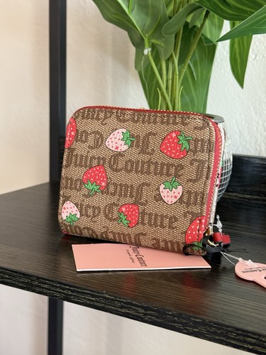 JUICY COUTURE Strawberry FRESHLY PICKED Wallet - Picture 4 of 7