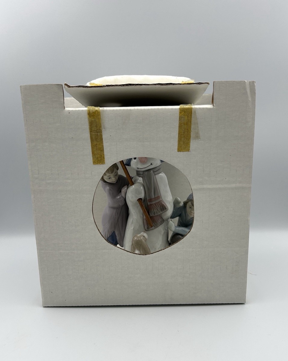 Lladro Porcelain Figurine 