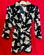 Boys Star Wars Mandalorian Baby Yoda Robe Size 3T Toddler With Tie