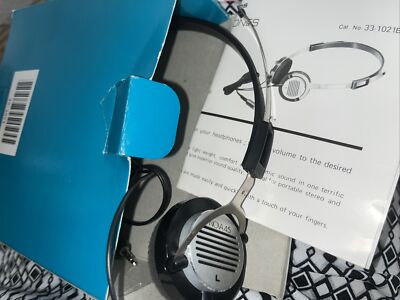 Rare Vintage Radio Shack Lightweight Stereo Headphones 33-1021B Brand new