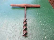 GREAT Vintage Farm Tool Barn BEAM 17" AUGER 1 3/4" BIT HAND DRILL WOODEN HANDLE