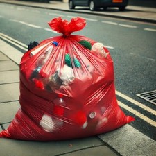 10x Strong Red Heavy Duty Bin Liners Bags Rubbish Waste Refuse  Sack 18x29x30