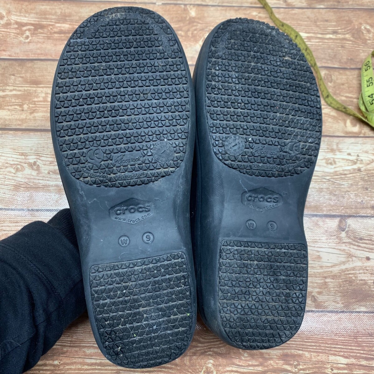 Crocs Neria Pro II 205384 Clogs, Women's Size 9 Black Closed Toe
