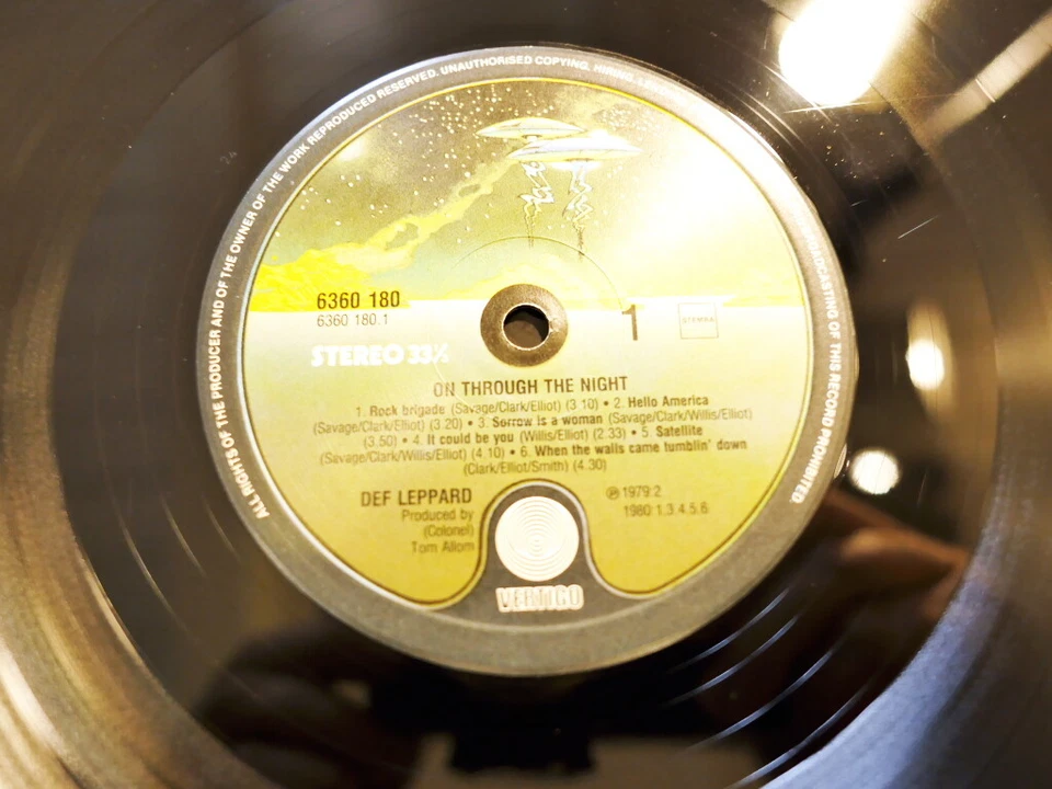 DEF LEPPARD ON THROUGH THE NIGHT 33T LP VINYLE EX COVER EX ORIGINAL 1980 RARE - Photo 3/4