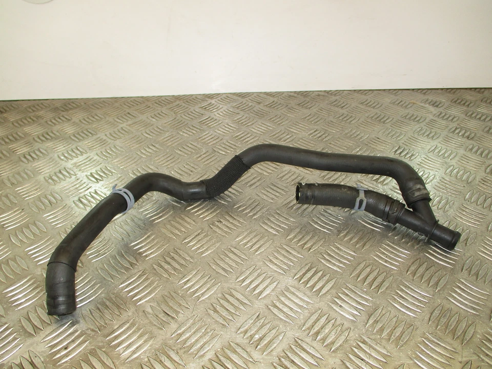 Volkswagen Golf 1.0 TSI 2018 DKR. Tubo refrigerante de agua 2Q0122073H 22K Foto 4 de 4