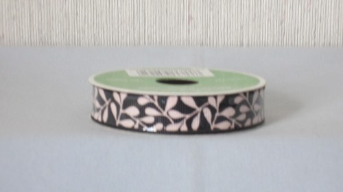 SALE!! 5 - 5/8" GROSGRAIN RIBBONS - ASSORTED LEAF PRINTS - 1 YARD @ - Picture 4 of 7