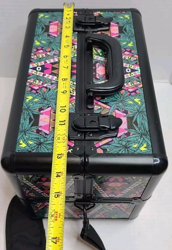 SEPHORA COLLECTION Mara Hoffman for SEPHORA COLLECTION: Kaleidescape Traincase - Picture 16 of 18