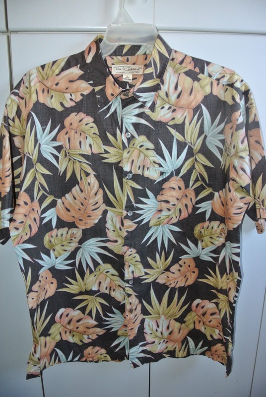 Tori Richard Mens Large Monstera and Palms on Black Cotton Lawn/Mint