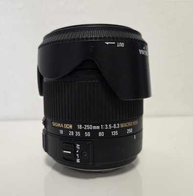 Sigma DC 18-250 mm f/,5-6,3 Macro HSM für Anschluss an Canon EF Mount - DEFEKT
