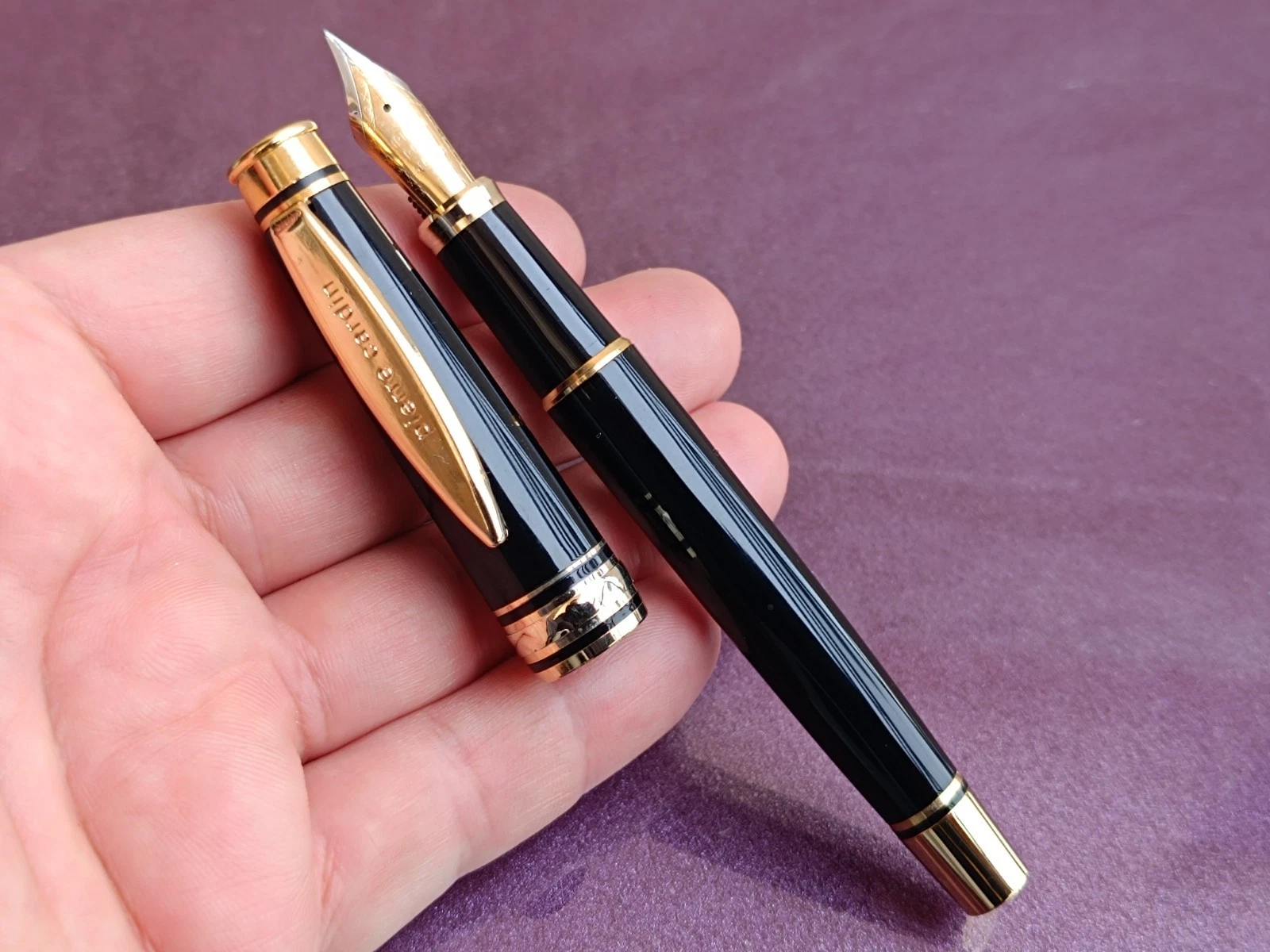 Pierre Cardin Fountain Pen, Fountain Pen, Gold Filled Fountain Pen, Ink Pen
Opens in a new window or