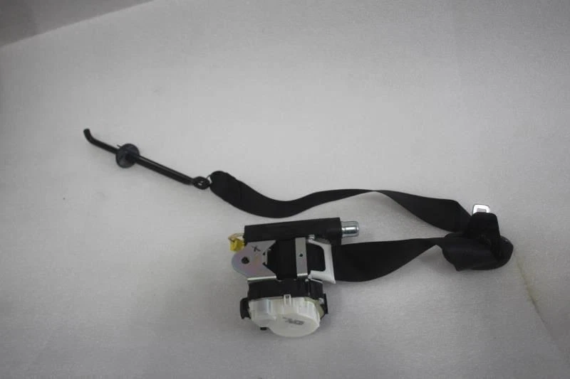 BMW 135i E88 2008 pasajero derecho cinturón de seguridad delantero convertible negro 6981478 Foto 2 de 4