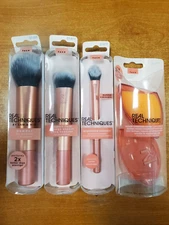 4 Pack Bundle: Real Techniques 200/201/242 & Sponge + Travel Case E11E