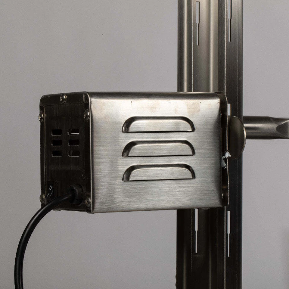 Parrilla asadora de acero inoxidable Ash & Ember 13W, clasificación 85 lb para juego mediano Foto 3 de 4