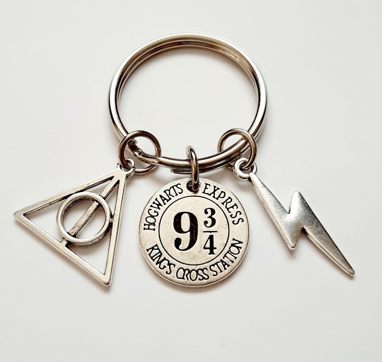 Hogwarts Express H Potter Kings Cross Deathly Hallows Charms Keyring