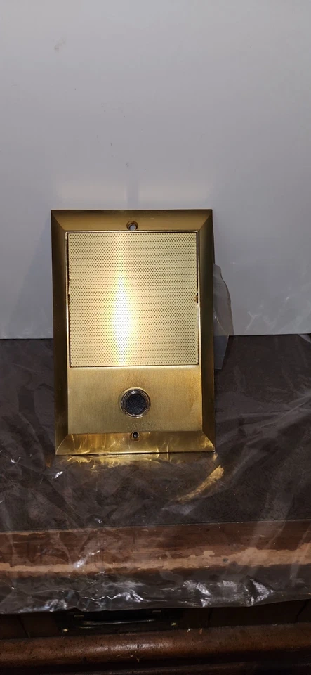 M&S SYSTEMS BD3B Bright Brass Wall Type Door Speaker W/black Bell Button - Image 4 of 4