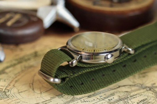 Vintage Sowjetische Flieger Armbanduhr POBEDA USSR Militär Uhr selten gebraucht - Bild 14 von 24