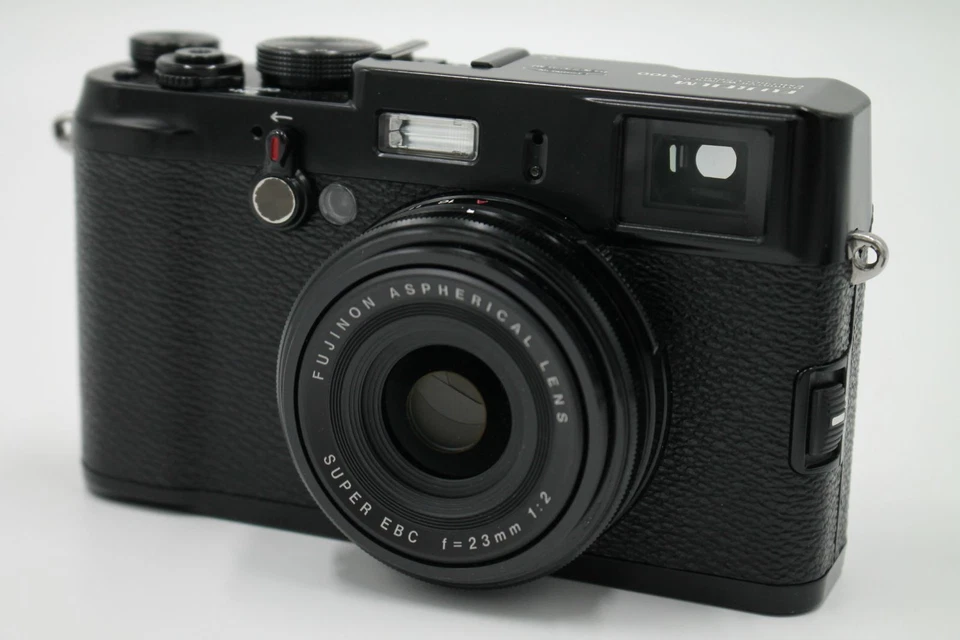 FUJIFILM FinePix X100 Black F FX-X100B superb USED - Image 2 of 4