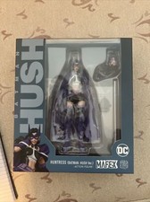 MAFEX No. 170 Huntress - Batman Hush Version - DC READ DESCRIPTION