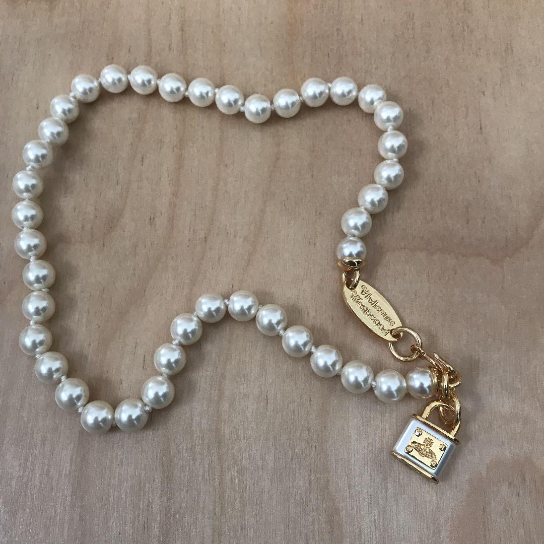 Vivienne westwood Orb padlock pearl Gold Necklace… - image 2