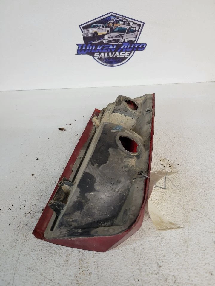 Luz trasera derecha pasajero compatible con 80-86 BRONCO 859086 Foto 2 de 2