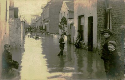 Vintage 1920 Wetzlar Germany Flood RPPC Postcard Oskar Barnack Leica