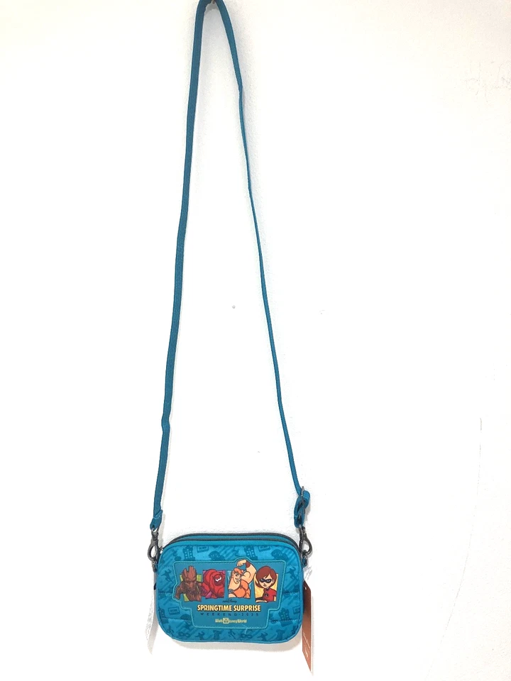 BOLSO BANDOLERA RFID NUEVO CON ETIQUETAS LUG WALT DISNEY SPRINGTIME SORPRESA FIN DE SEMANA 2025 Foto 2 de 4