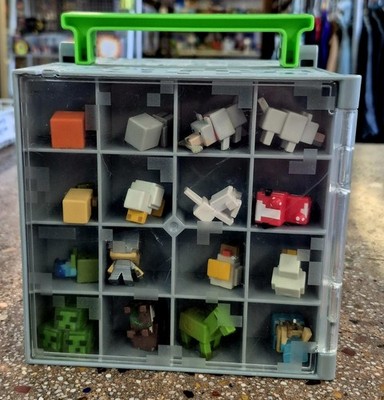 Mattel Minecraft Mini Figure Collector Carry Case with 26 Rare