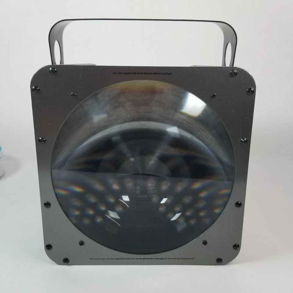 Chauvet VUE III 9 Channel DMX-512 LED Wide Coverage DJ LIGHT W/Bracket & Cord - Image 2 of 4