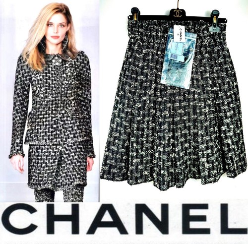 2.9K New Chanel 2013 Black White Tweed School Pleat Skirt 34 36 2 4 6 Clueless S