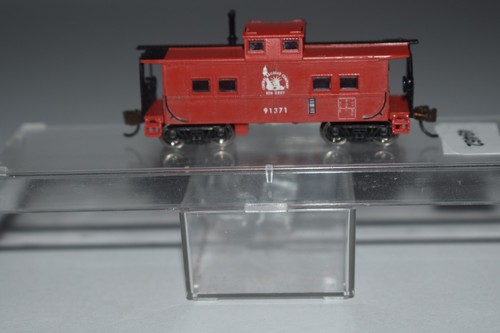 N Scale Kadee Central of New Jersey Cupola Caboose 91371 C50454