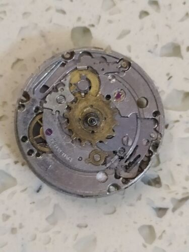 Original ETA 2789-1 Incomplete Movement Not work Good Balance Used - Picture 4 of 4
