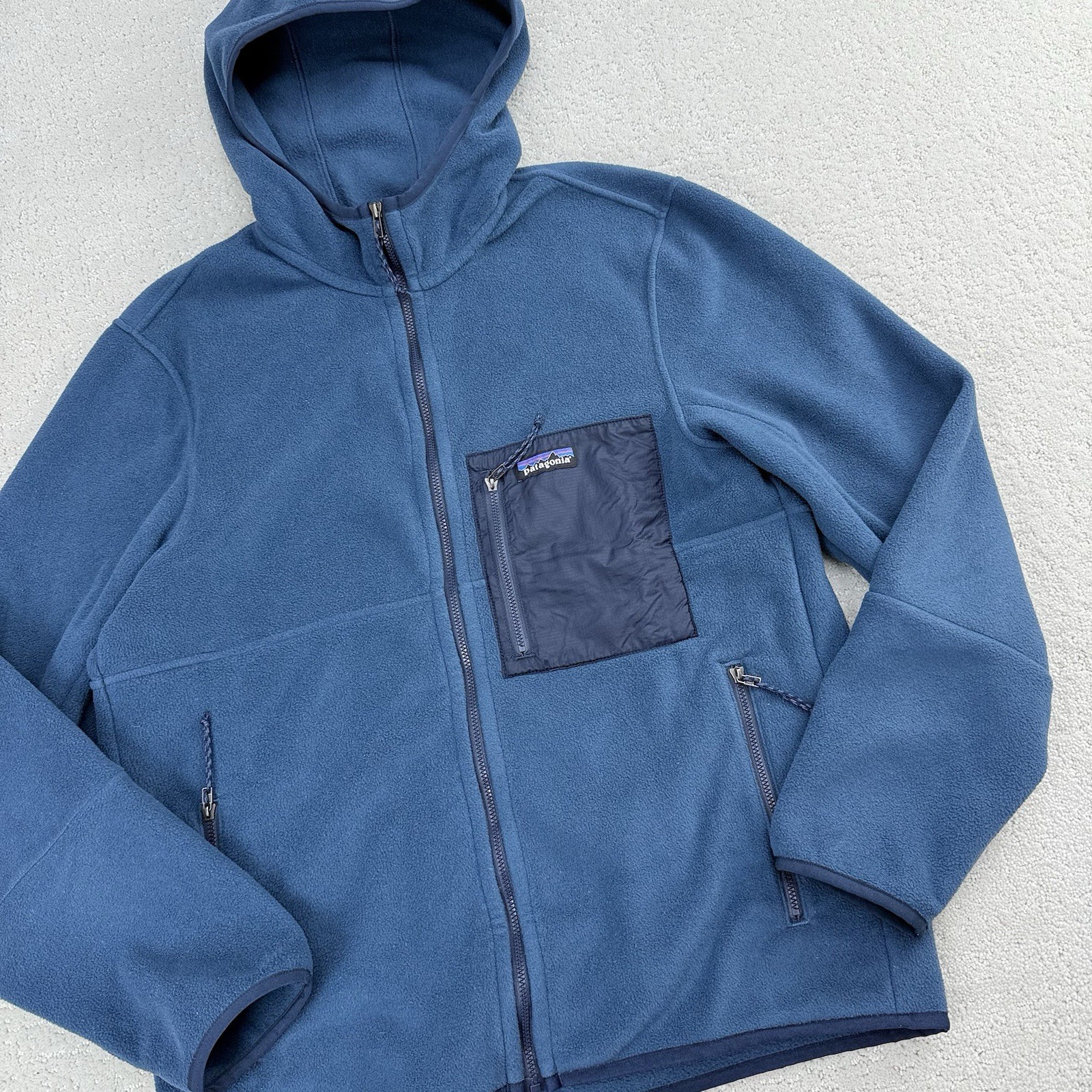 Sudadera con capucha Patagonia Microdini para hombre mediana piscina de marea azul cremallera completa polar 26210 $159