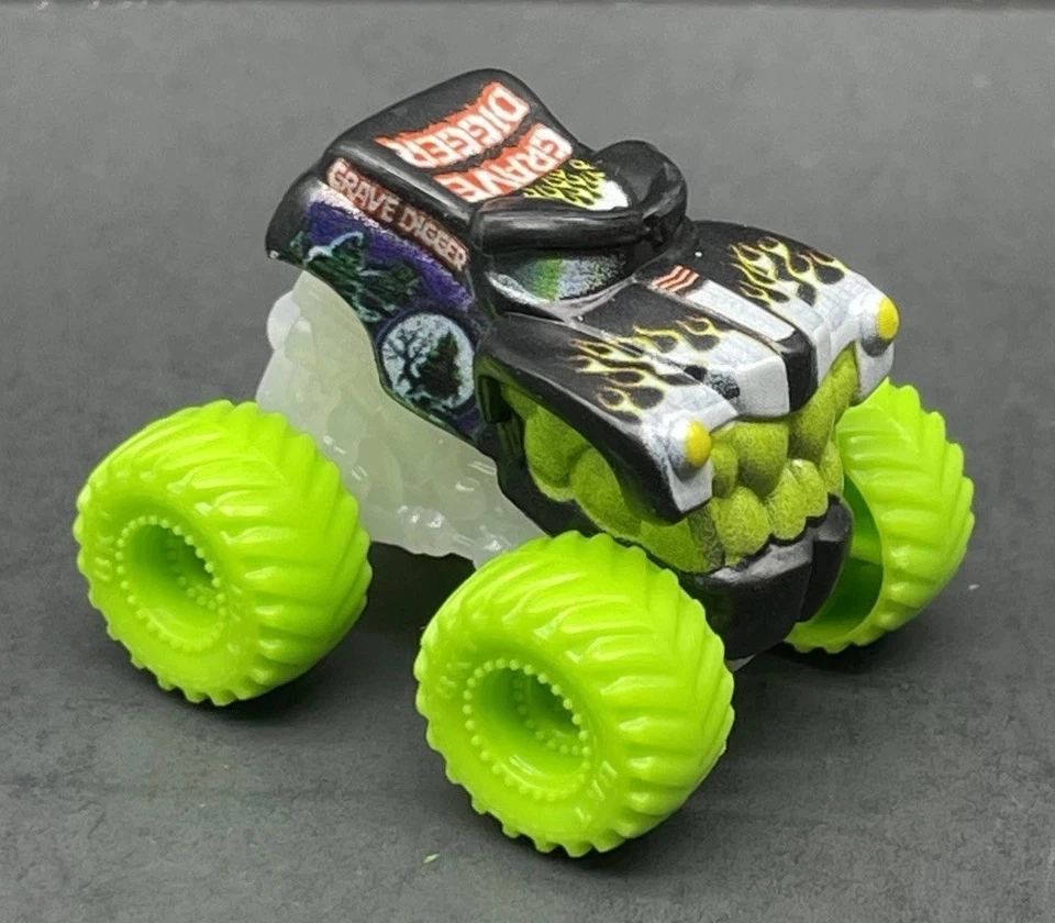 2025 Monster Jam Mini Series 19 Set of 4 Rares - Image 4 of 4