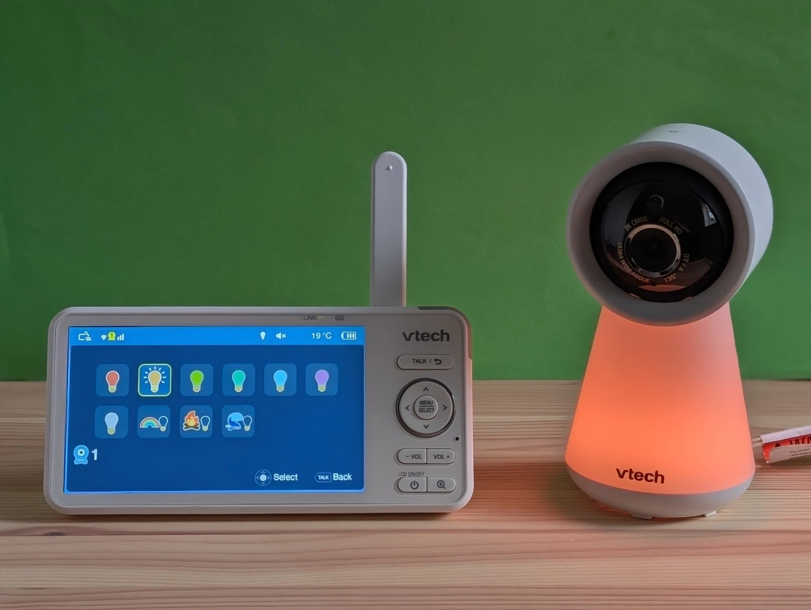 VTech RM5756HD Smart Video Baby Monitor - 5 inch screen & great features - Picture 1 of 24