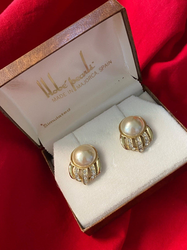 vintage*Fabulous*HOBE PEARL & Rhinestone*EARRINGS*pierced*goldtone
