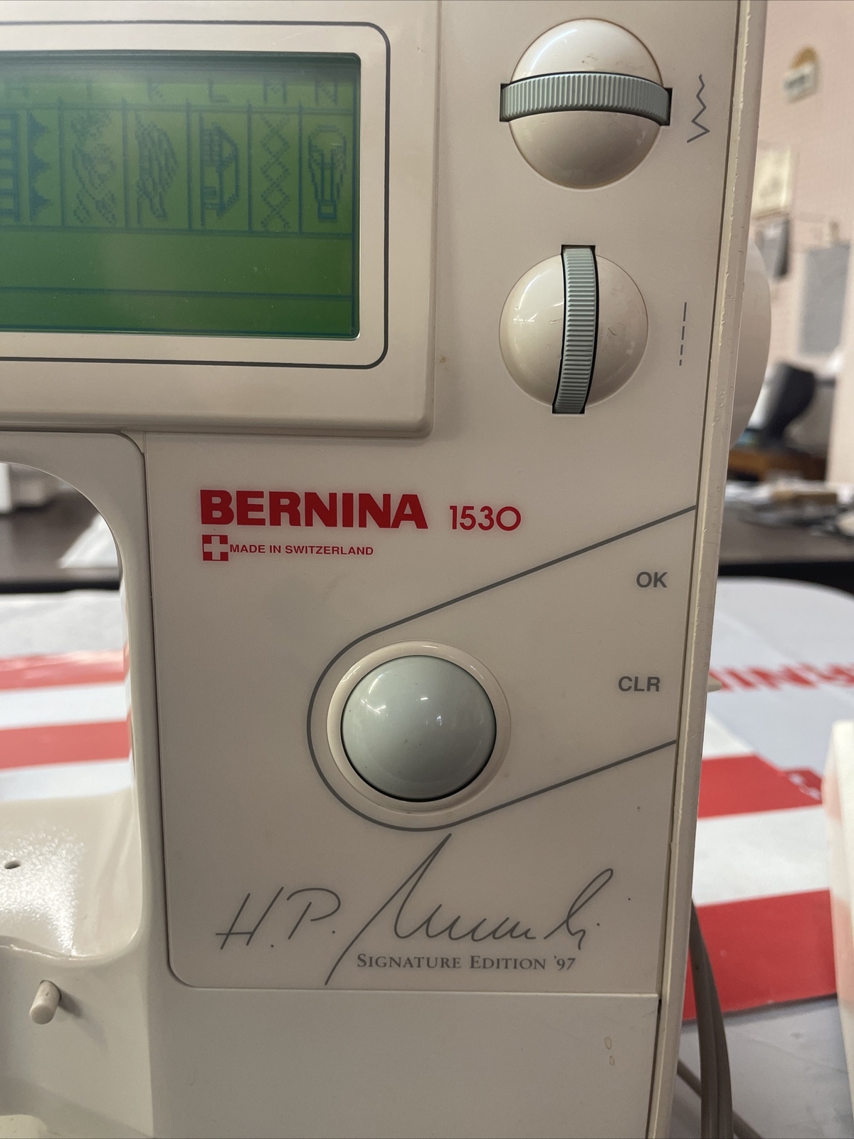 Bernina 1530 Signature Edition sewing machine with accessories! eBay