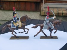 2 SOLDATS DE PLOMB A CHEVAL , FIGURINE NAPOLEON