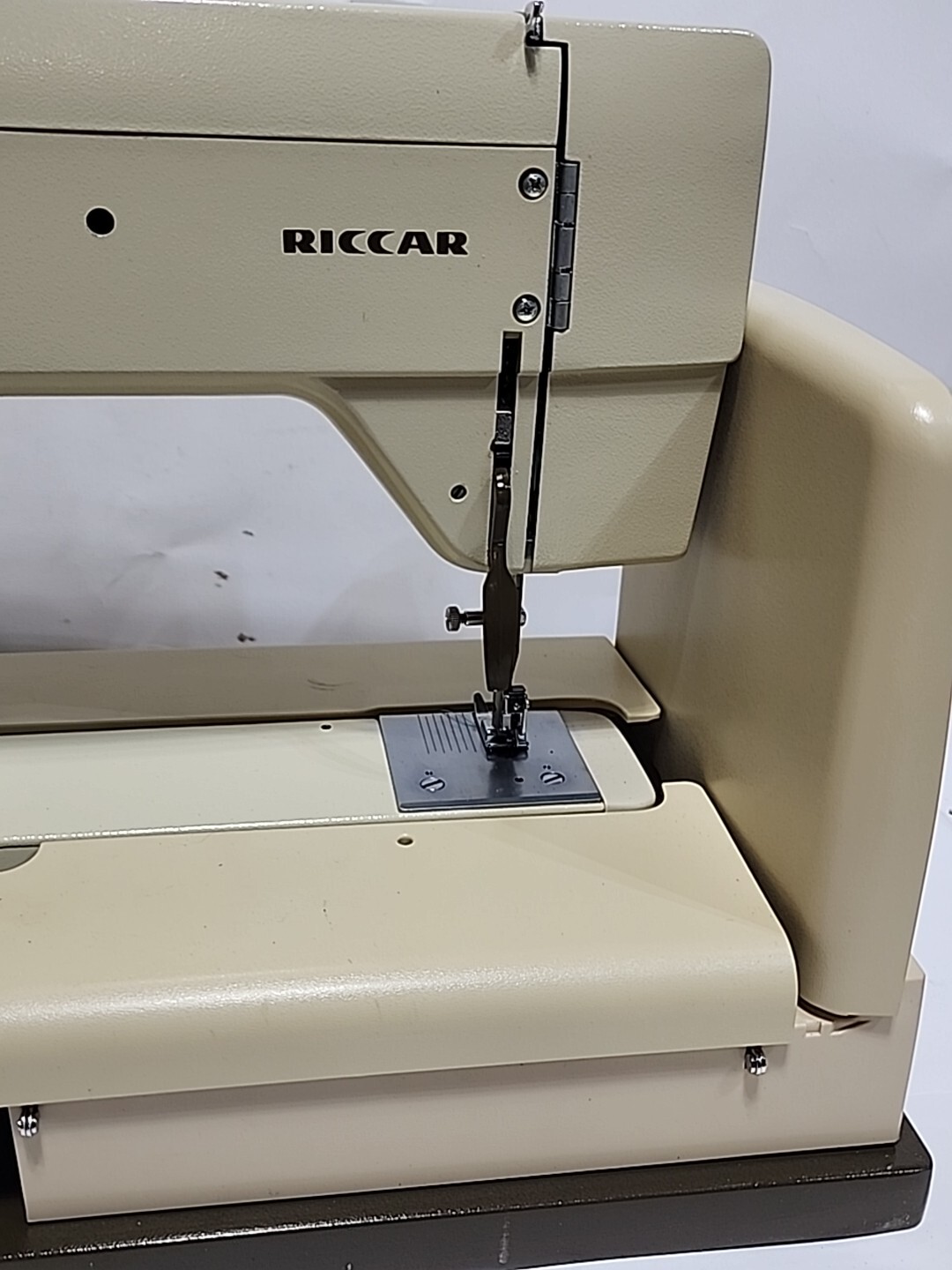 1970s Riccar Super Stretch Sewing Machine Model 806 Portable Attachment