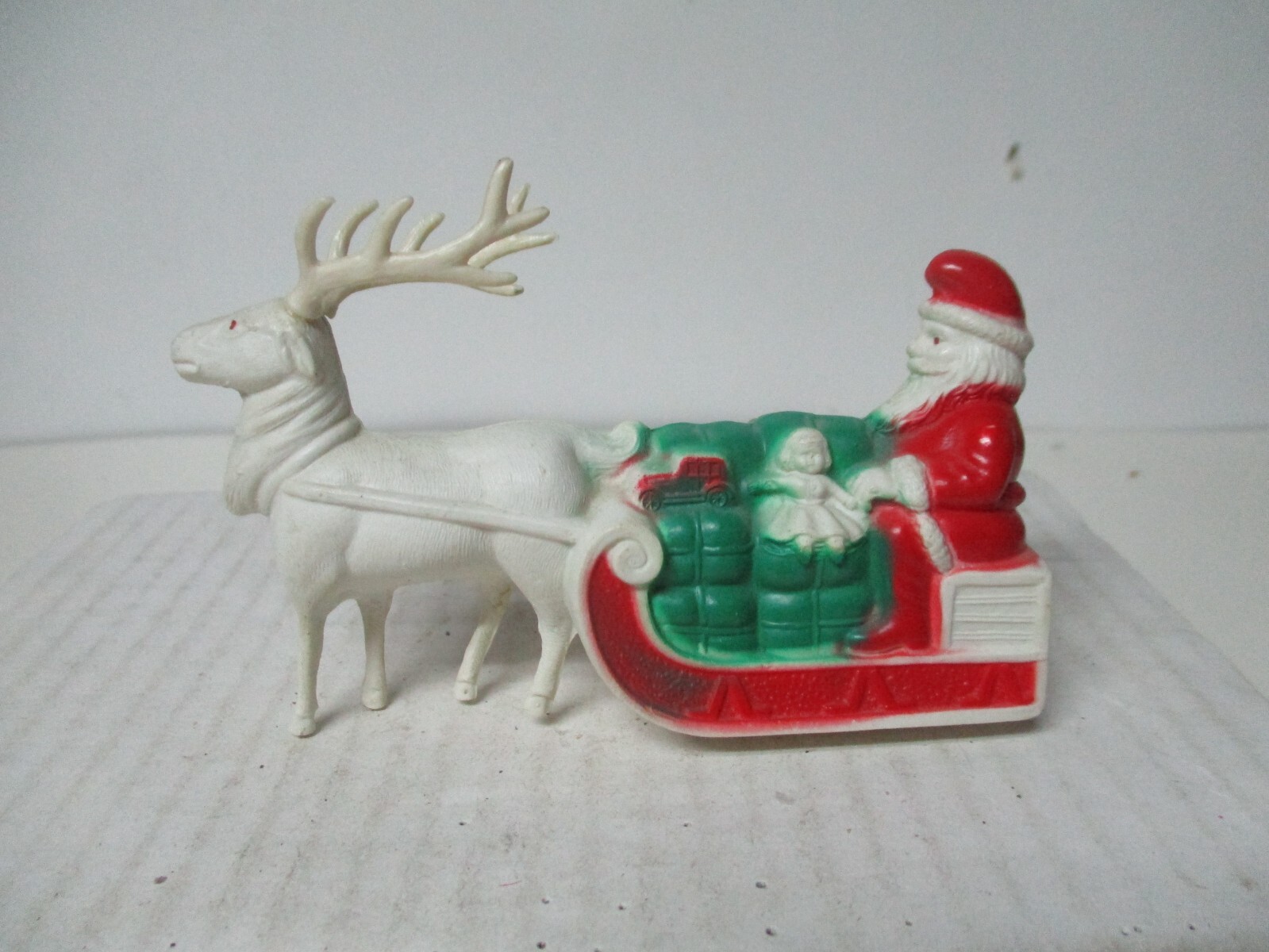 Vintage Irwin Viscaloid Christmas Santa Claus w Toys in Sleigh w Reindeer